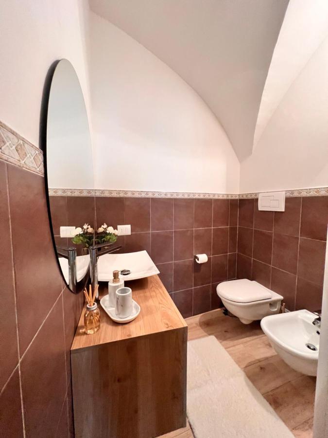 L'Arco Sul Lago • Gold Apartment Castro  Eksteriør bilde