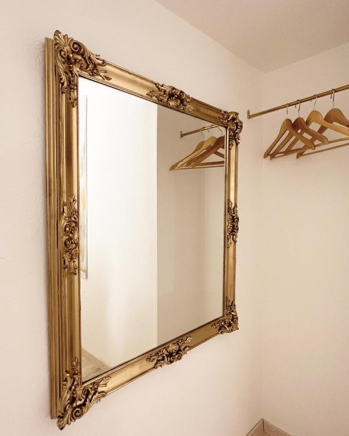 L'Arco Sul Lago • Gold Apartment Castro  Eksteriør bilde