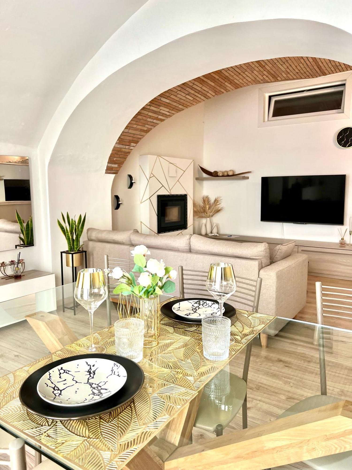 L'Arco Sul Lago • Gold Apartment Castro  Eksteriør bilde