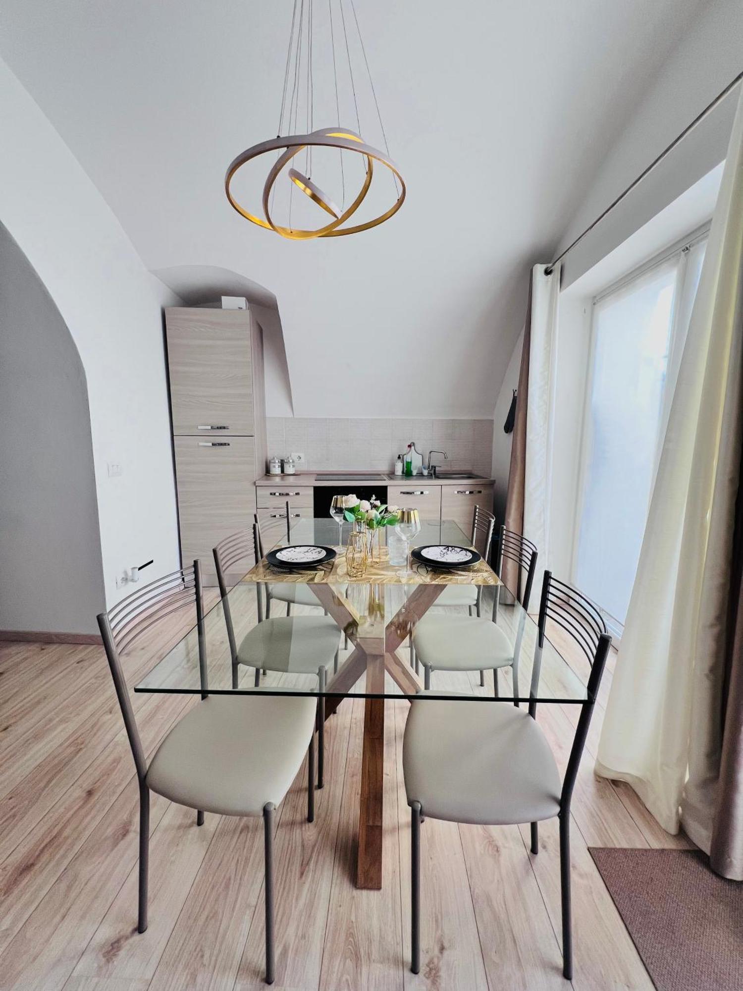 L'Arco Sul Lago • Gold Apartment Castro  Eksteriør bilde